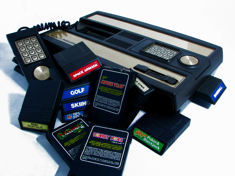 Intellivision-I-with-Games-by-Seyser-Deviantart.jpg